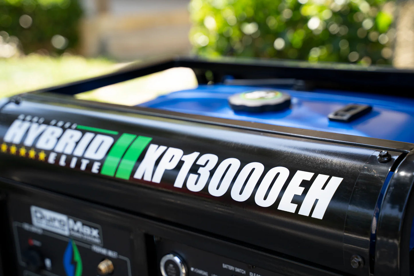 DuroMax 13000-Watt Dual Fuel Hybrid Generator - High-Power Portable Generator - Blue - Grade A